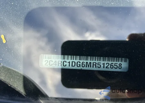 2021 Chrysler Voyager Lxi из США, поврежденный, VIN 2C4RC1DG6MR512658